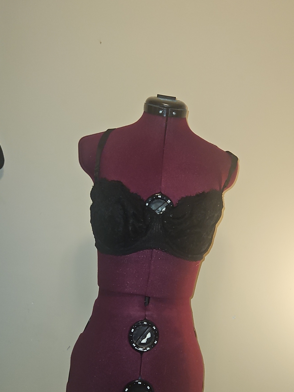 Black Lace Underwire Bra - 36D